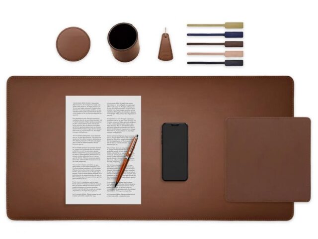 LAVOISIER Maroquinier - Set de bureau marron – SM500-80×40 – TS500 – PC500 – SV500 – P-clé triangle – 5x tags