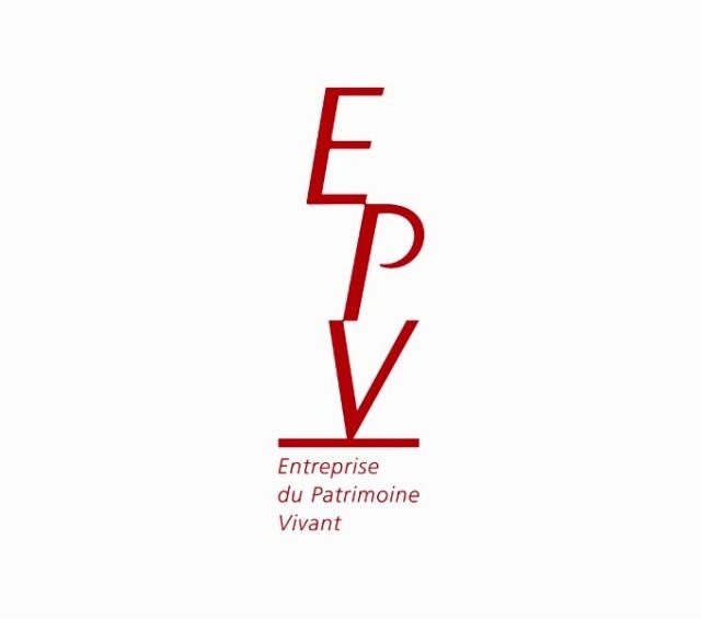 Lavoisier Maroquinier - Set de bureau marron - SM500-80x50 - TS500 - PC500 - SV500 - P-clé triangle - 5x tags
