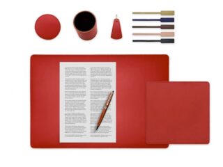 LAVOISIER Maroquinier - Set de bureau rouge – SM500-50×34 – TS500 – PC500 – SV500 – P-clé triangle – 5x tags