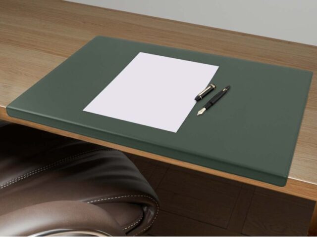 Lavoisier Maroquinier - Sous-main à rebord 50cm en cuir vert - SM600-50