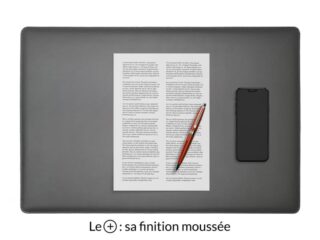 Sous-main en cuir gris fer “Premium” – 60×40 cm par la marque LAVOISIER Maroquinier LAVOISIER Maroquinier - Sous-main en cuir gris fer “Premium” – 60×40 cm