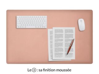 Sous-main XL en cuir rose “Premium” – 80×50 cm par la marque LAVOISIER Maroquinier LAVOISIER Maroquinier - Sous-main XL en cuir rose “Premium” – 80×50 cm