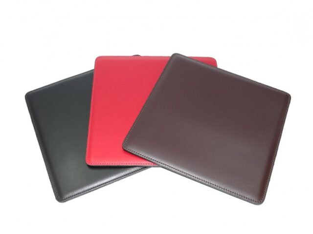 Lavoisier Maroquinier - Tapis souris cossu en cuir noir