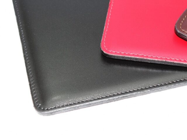 Lavoisier Maroquinier - Tapis souris cossu en cuir noir