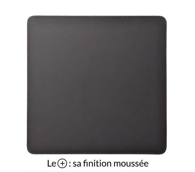 Lavoisier Maroquinier - Tapis souris cossu en cuir gris fer