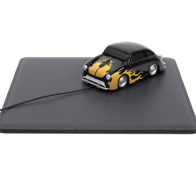 Lavoisier Maroquinier - Tapis souris cossu en cuir gris fer