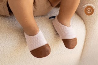 Les Petits Velours Rose pâle par la marque Les Pas Petits Les Pas Petits - Les Petits Velours Rose pâle