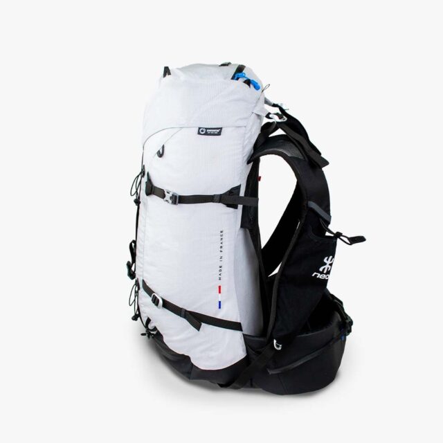 NEO - **Mountain 25 L**