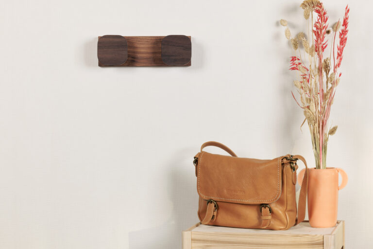 Manufacture Jacquemin - Porte manteau en noyer - Petit modèle