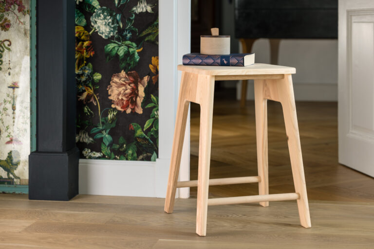 Manufacture Jacquemin - Tabouret en Frêne Massif