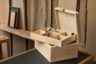 Manufacture Jacquemin - Boite à couture en bois massif – Frêne