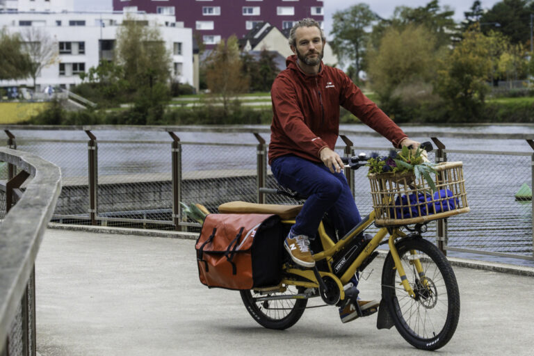 L'Atelier de la Baleine à Bosse - Sacoche vélo longtail / Midtail - CARGOLAINE Une seule Noir