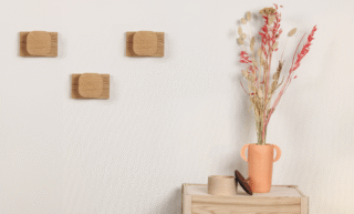 Manufacture Jacquemin - Trio de petites patères en chêne