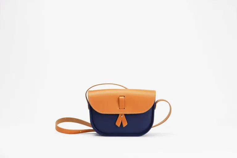 Monébari - Les sacs made in France - Sac à bandoulière - en gomme et cuir - bleu outremer