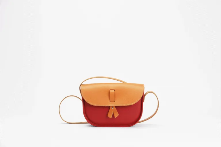 Monébari - Les sacs made in France - Sac à bandoulière - en gomme et cuir -rouge