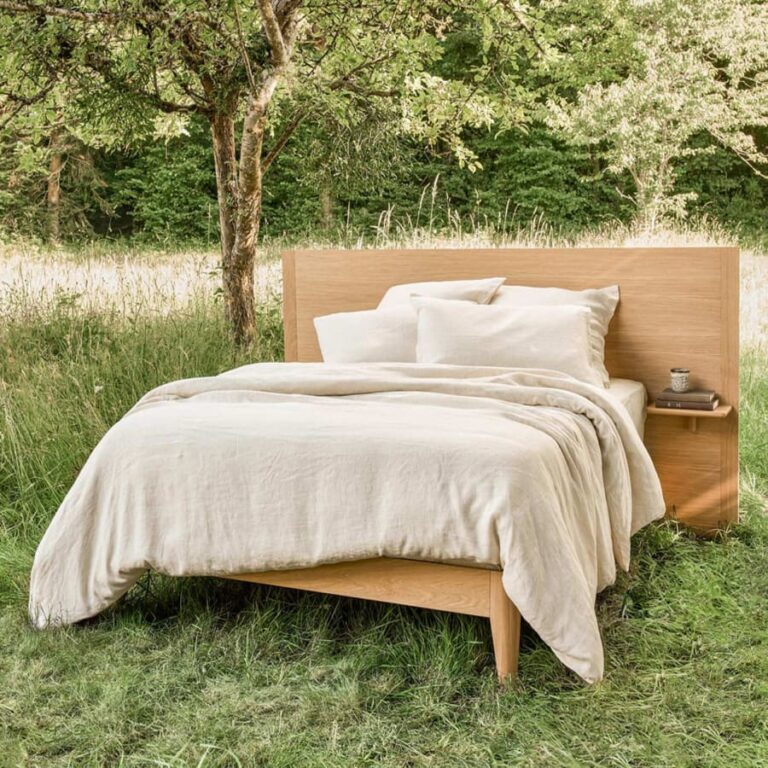 2 19 KIPLI - Lit avec sommier en chêne massif CLAIRIÈRE | 180x200 cm - Kipli