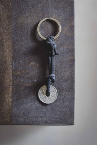 Porte-Clés – 25 centimes – Noir par la marque LE SOU FRANÇAIS LE SOU FRANÇAIS - Porte-Clés – 25 centimes – Noir