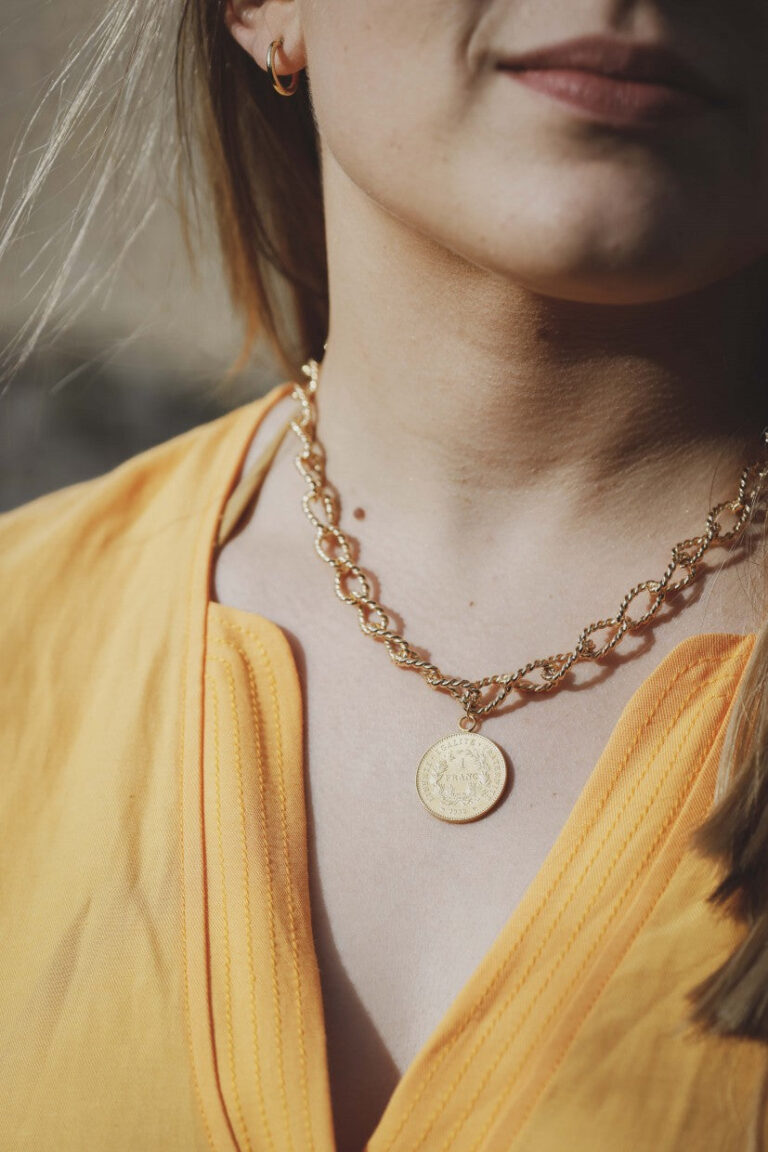 Le Sou Français - Collier - Le Versaillais