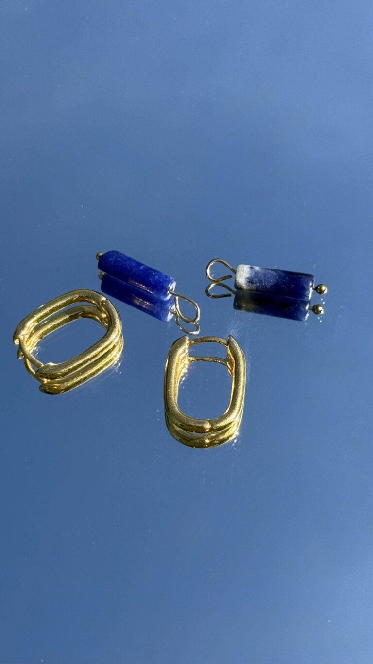 Maison Mallow - Boucles d'Oreilles Alicia Sodalite bleue