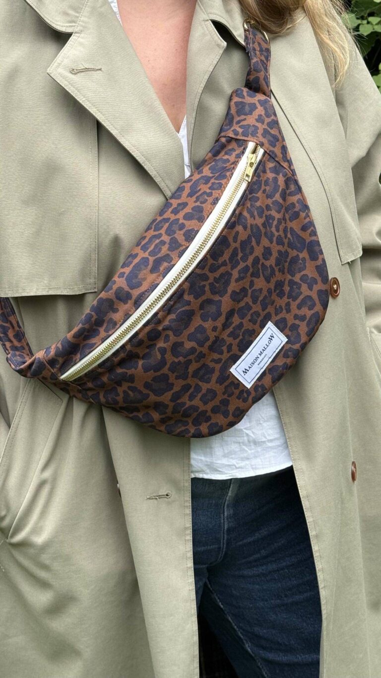 Maison Mallow - Sac Banane Léopard Bleu