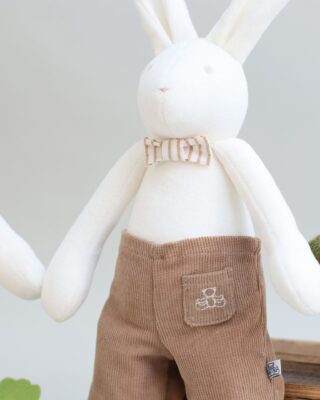 Pamplemousse Peluches - Poupée  Arthus Le Lapin