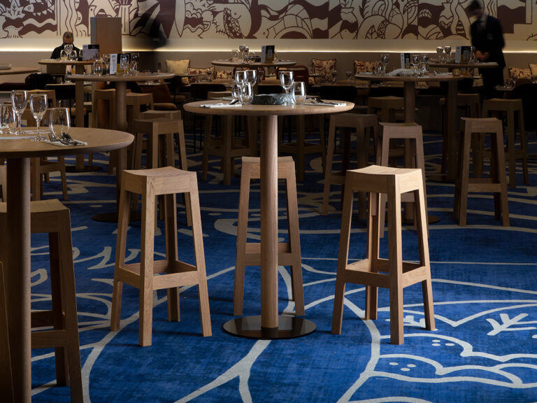 Tabourets de bar en Chene massif Wak Sur mesure Bois certifie PEFC Delavelle - Tabouret de Bar en Chêne Massif - Wak