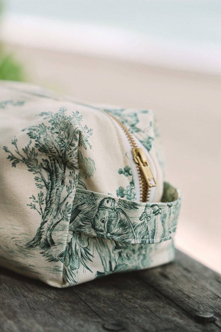 Maison Mallow - Trousse de Toilette Toile de Jouy Verte