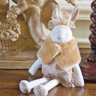 Pamplemousse Peluches - Poupée Colette – Liberty