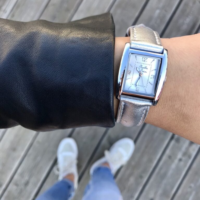 Menthe à l'eau - Montre Femme La Rectangle bracelet cuir argenté fond argent – Gris