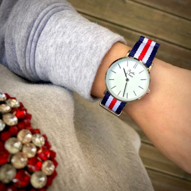 Menthe à l'eau - Montre Femme La Résistante bracelet nato bleu/blanc/rouge fine chromée