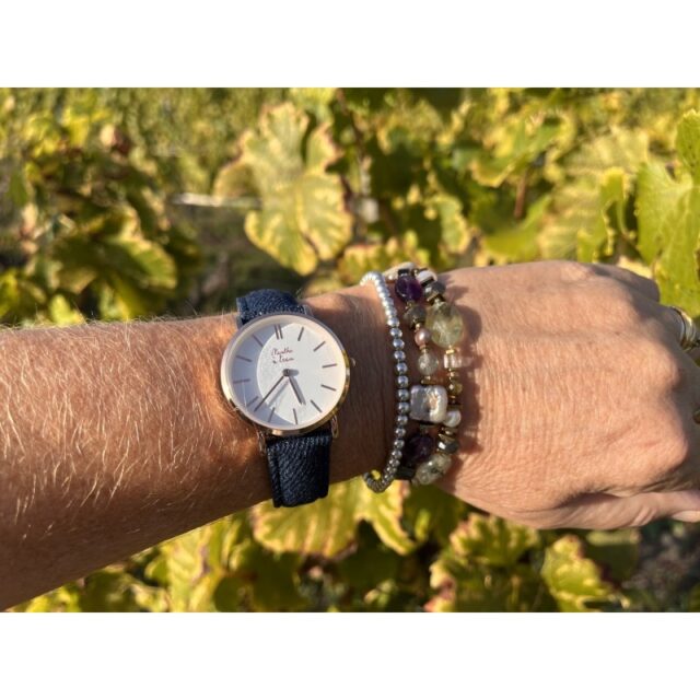 Menthe à l'eau - Montre Femme La Véritable bracelet cuir jeans fond blanc chromée