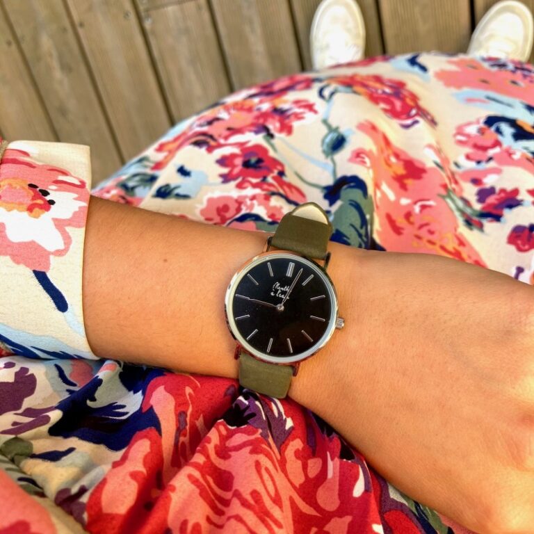 Menthe à l'eau - Montre Femme La Véritable bracelet cuir kaki fond noir chromée – Vert