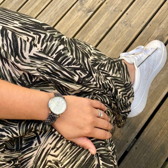 Menthe à l'eau - Montre Femme La Véritable bracelet cuir python gris fond blanc chromée