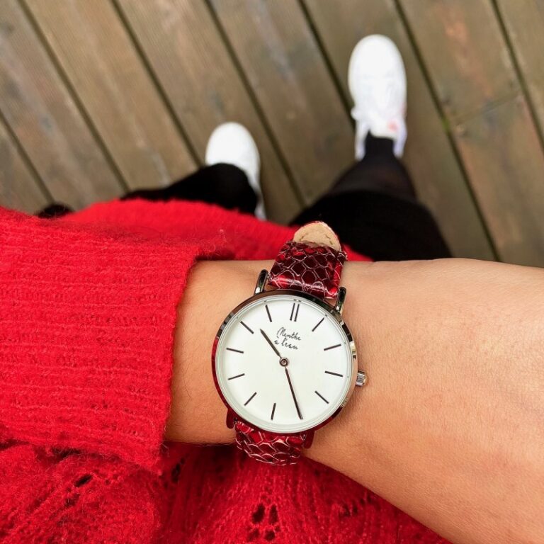 Menthe à l'eau - Montre Femme La Véritable bracelet cuir python rouge fond blanc chromée – Rouge