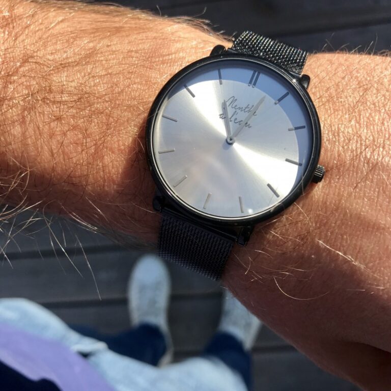 Menthe à l'eau - Montre Mixte L'Indécise maille noire fond blanc noir – Noir