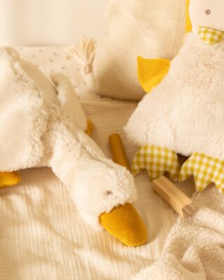 Pamplemousse Peluches - Peluche Astrid L’Oie
