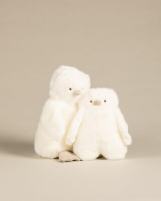 Pamplemousse Peluches - Hochet Victor Le Pingouin Blanc