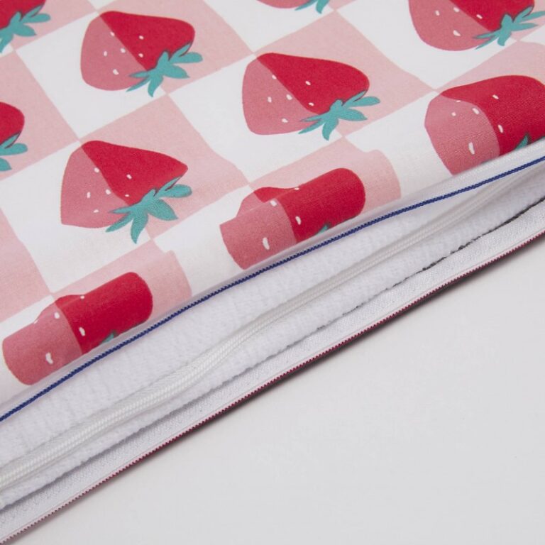 Atelier Morphée - Sac de couchage Fraises
