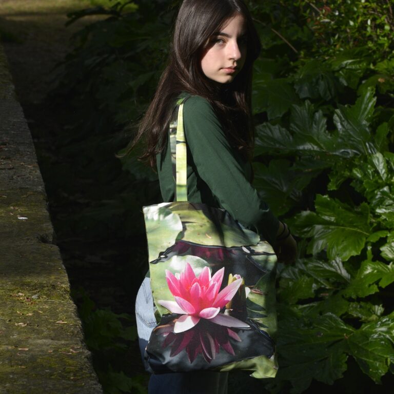 Maron Bouillie - Tote bag fleur Nénuphar Maron Bouillie made in France