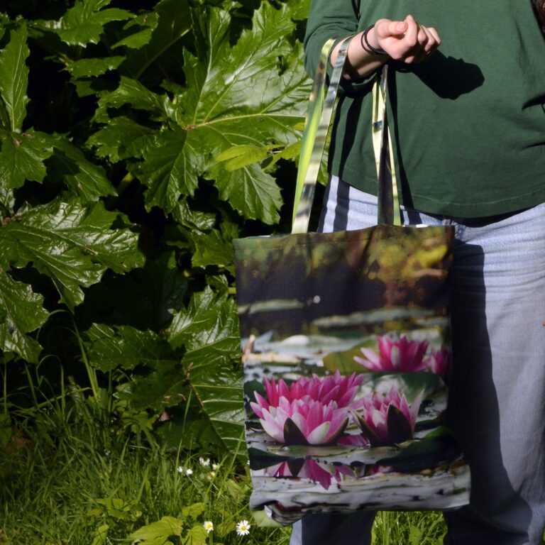Maron Bouillie - Tote bag fleur Nénuphar Maron Bouillie made in France