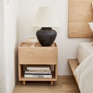 Kipli - Table de chevet en bois massif LIVIA – Kipli