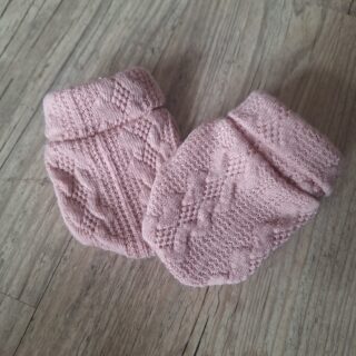 Moufles bébé en tissu maille de coton façon tricot jacquard 9 couleurs par la marque La Fabrique À DeDeuh La Fabrique À DeDeuh - Moufles bébé en tissu maille de coton façon tricot jacquard 9 couleurs