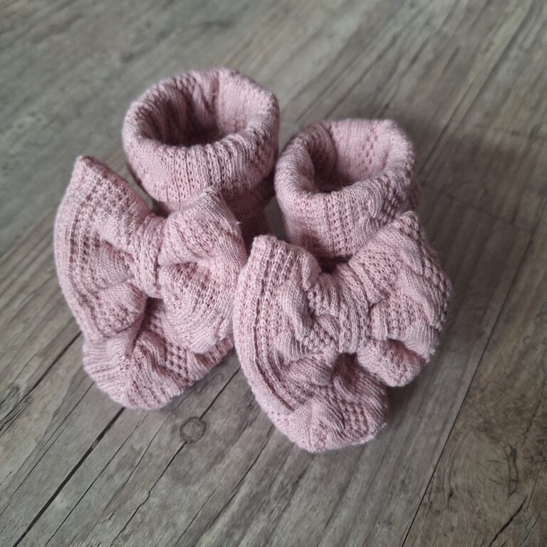 La Fabrique A DeDeuh - Chausson bébé noeud fille en tissu maille de coton façon tricot jacquard 10 couleurs – 9.12 mois