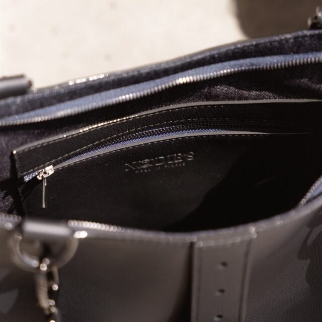 Nodie's - 9674566598998