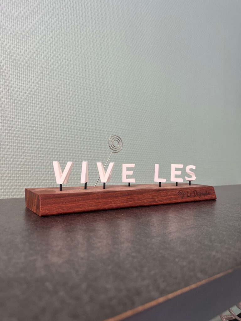 Digraphe Vive les - mariés