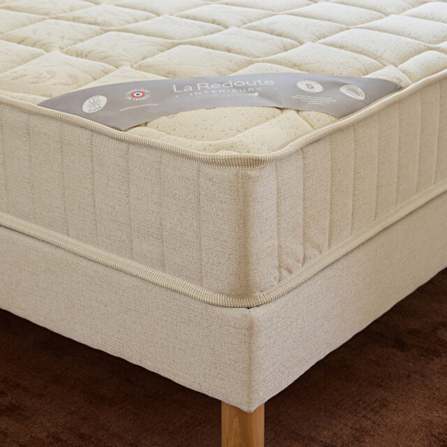 LA REDOUTE INTERIEURS - Sommier Tapissier Déco 18 Lattes Souples - 3 Zones
