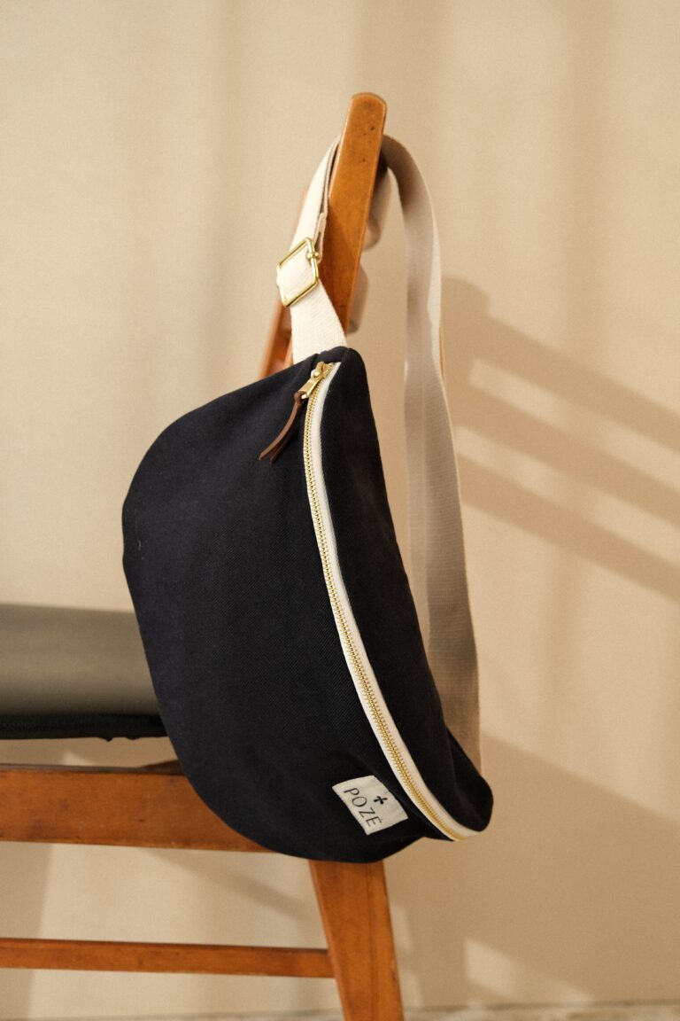 POZÉ - Sac banane - Grand format - Bleu nuit