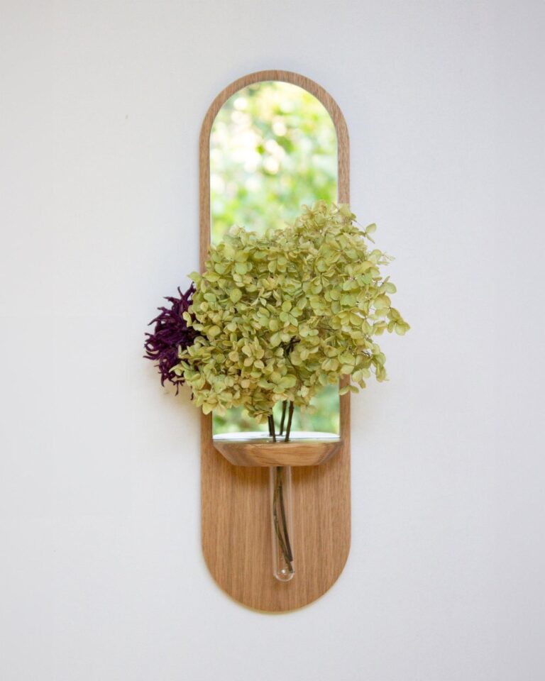 Reine Mère - Équinoxe - Miroir en chêne avec soliflore