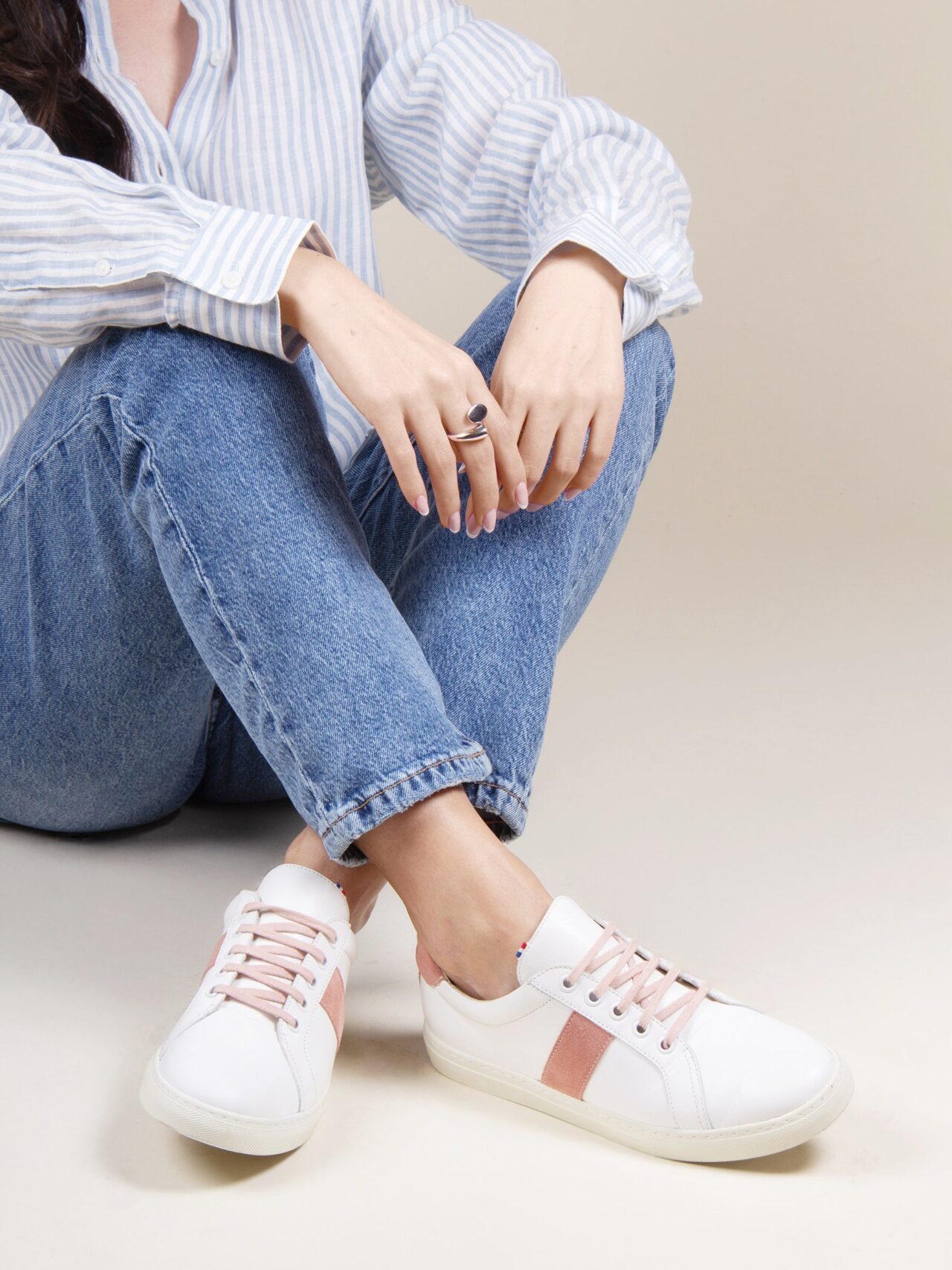 baskets lacets cuir blanc rose s4 JULES & JENN -
