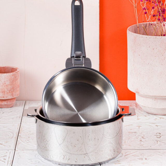 CRISTEL - Batterie CRISTEL Mutine Evolution 3 casseroles + 1 poignée amovible - 6 coloris